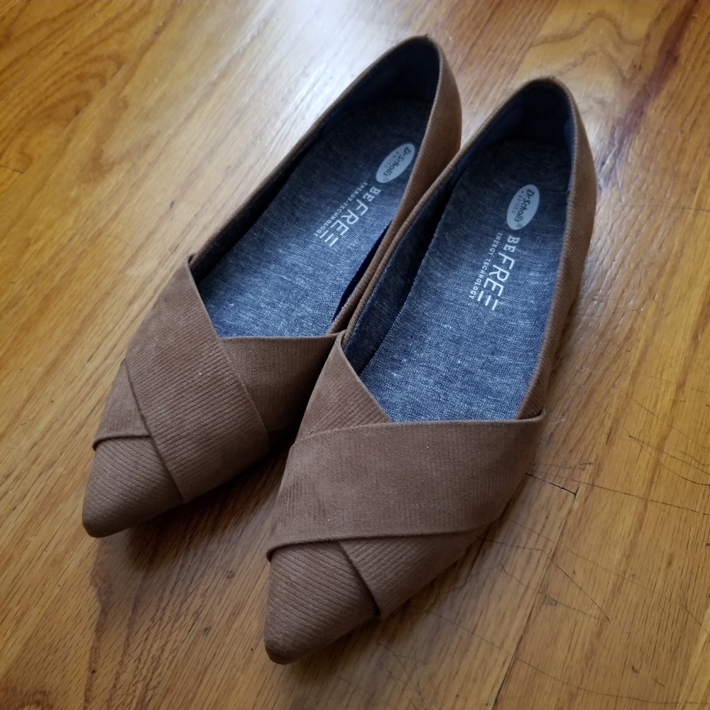 NWT Dr. Scholl's Brown Pointed Flats